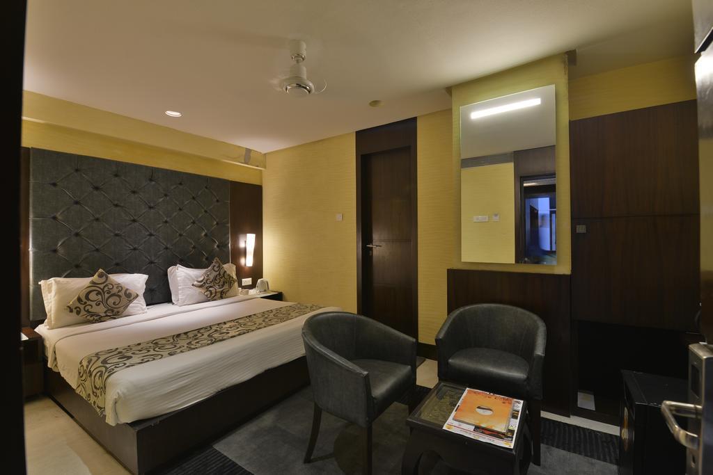 Hotel The Golden Oak Rāipur Exteriér fotografie