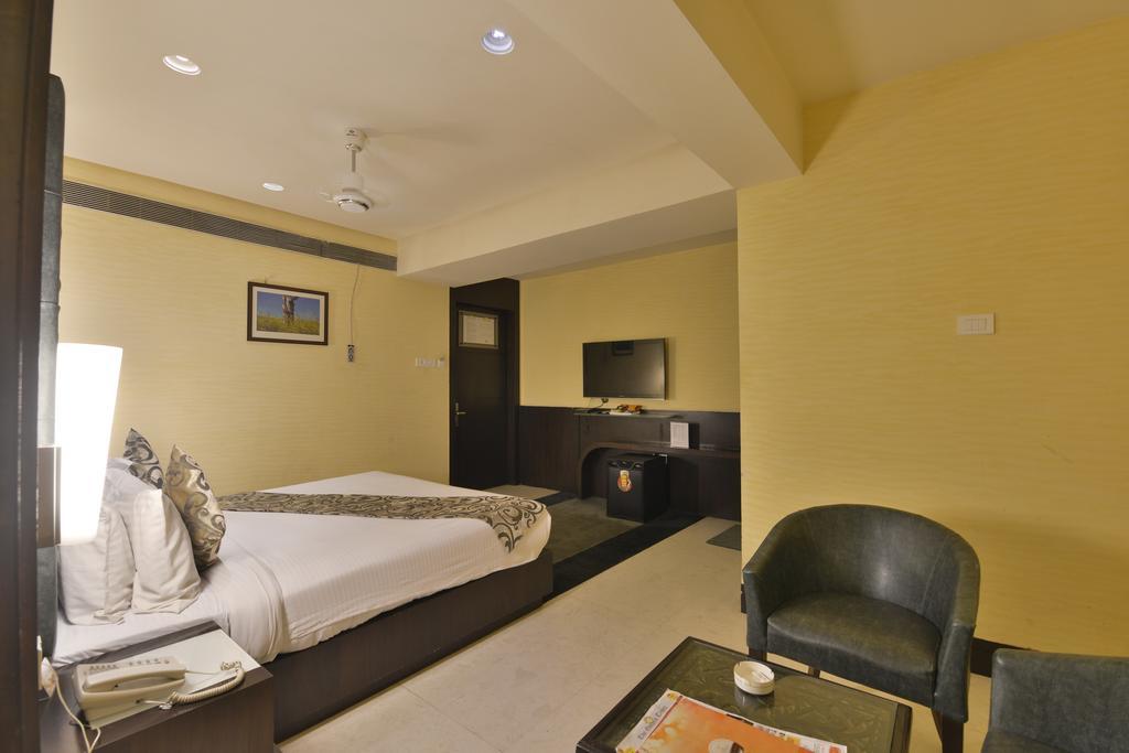 Hotel The Golden Oak Rāipur Exteriér fotografie